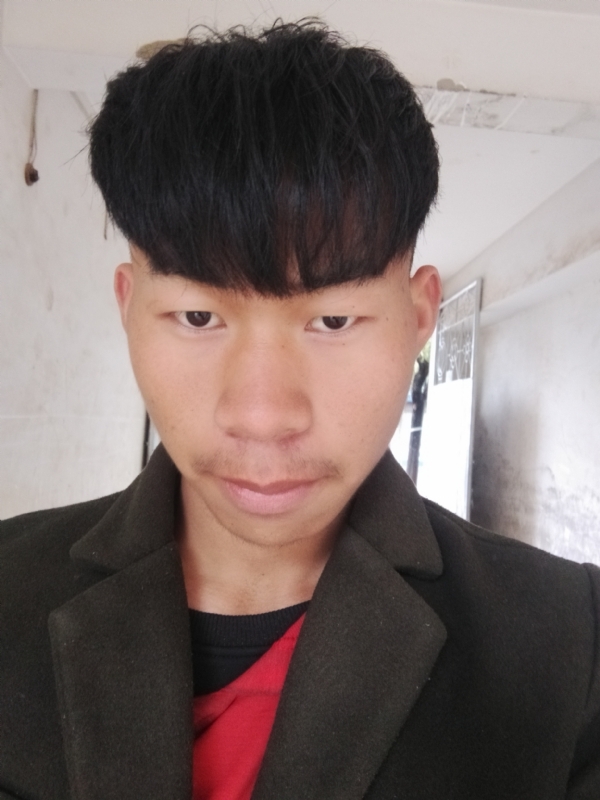 少年不在少的第二张照片--六安相亲服务中心