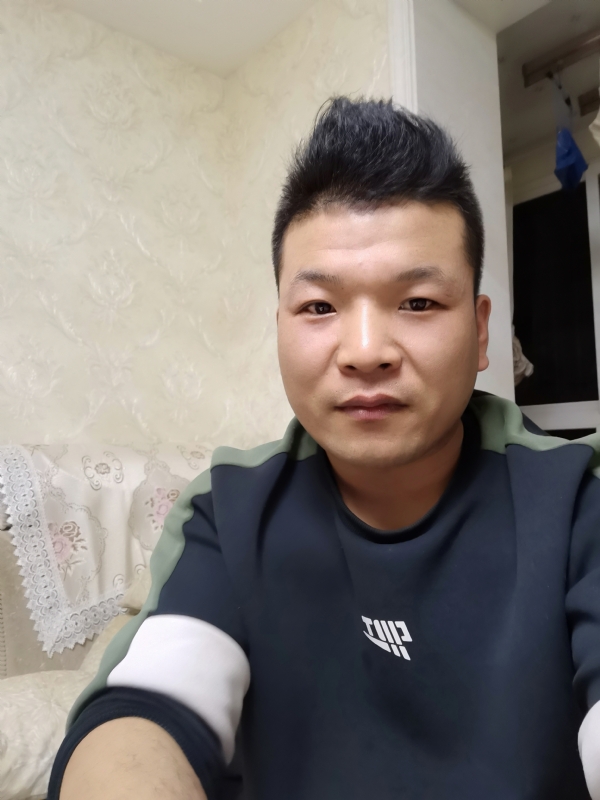 小猪猪的第一张照片--六安相亲服务中心