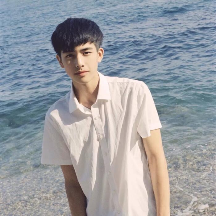 啊巴啊巴的第一张照片--六安相亲服务中心