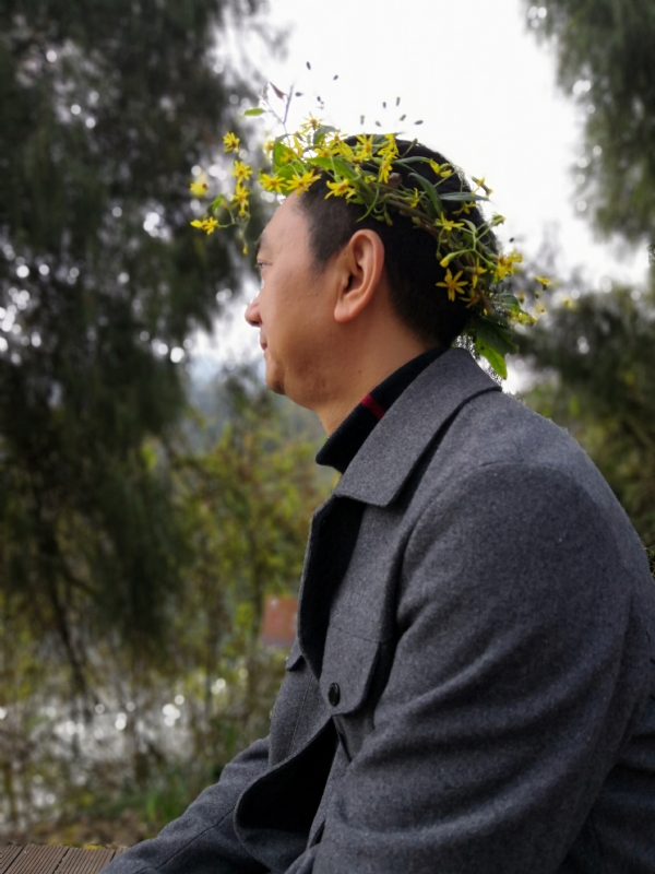 小白杨的第一张照片--六安相亲服务中心