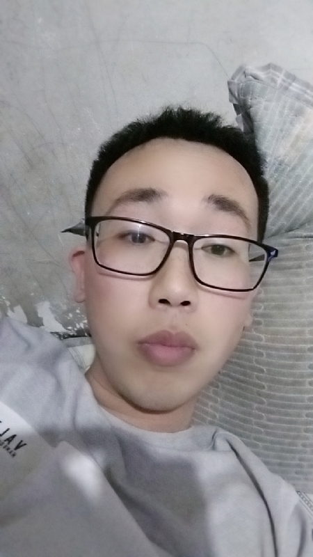 喜欢比我大的女人的第一张照片--六安相亲服务中心