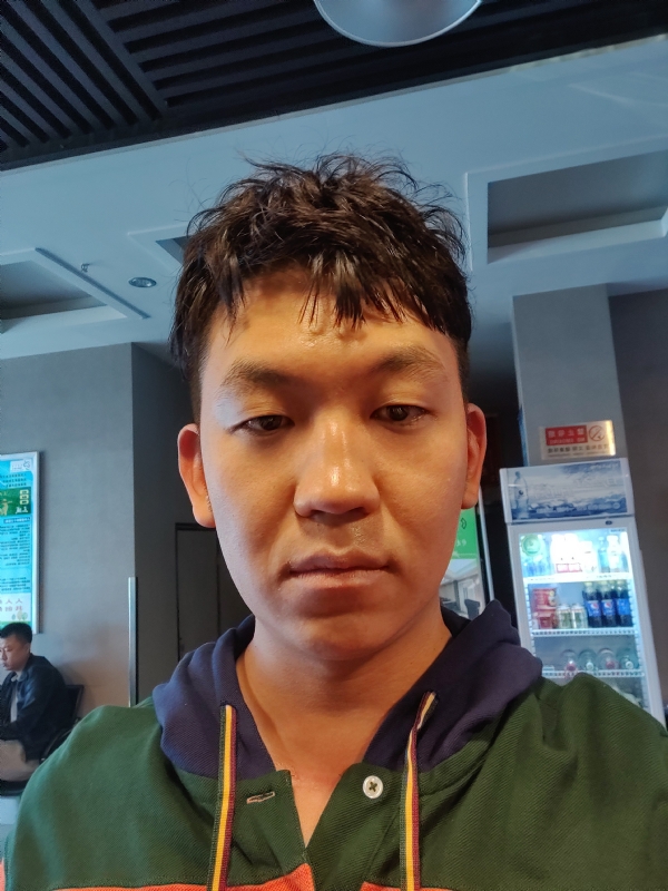 文哈哈的第一张照片--六安相亲服务中心