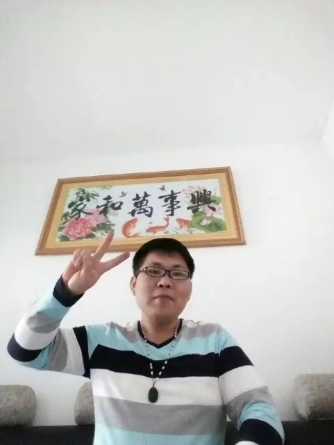 快乐就好的第一张照片--六安相亲服务中心