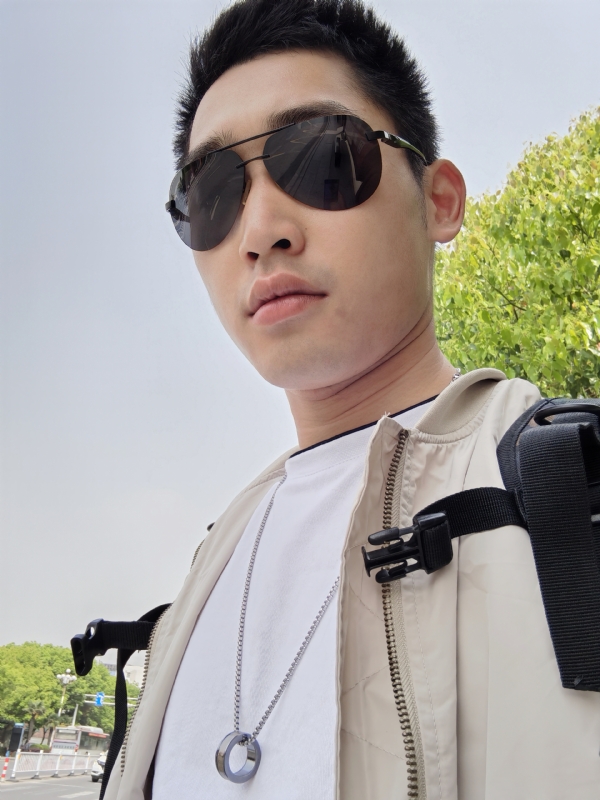 残花落陌,的第一张照片--六安相亲服务中心