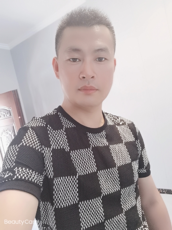 快乐无罪的第一张照片--六安相亲服务中心