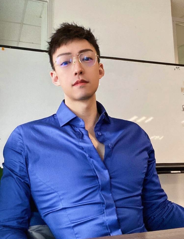 黎明的梦的第一张照片--六安相亲服务中心