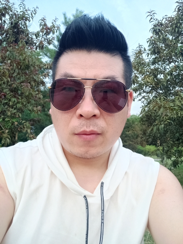 等风来的第二张照片--六安相亲服务中心