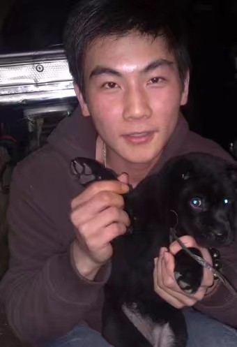 蜡笔小新的第四张照片--六安相亲服务中心