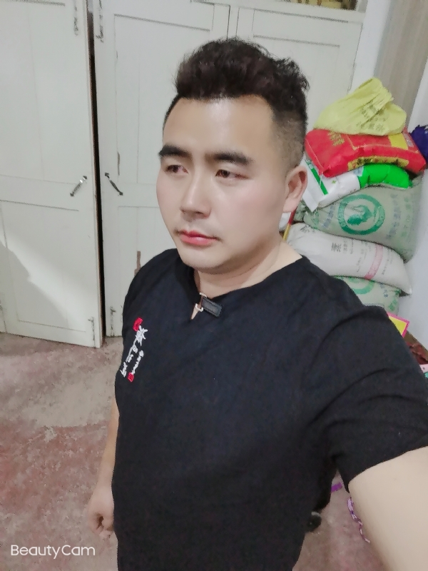 阿杰的第一张照片--六安相亲服务中心
