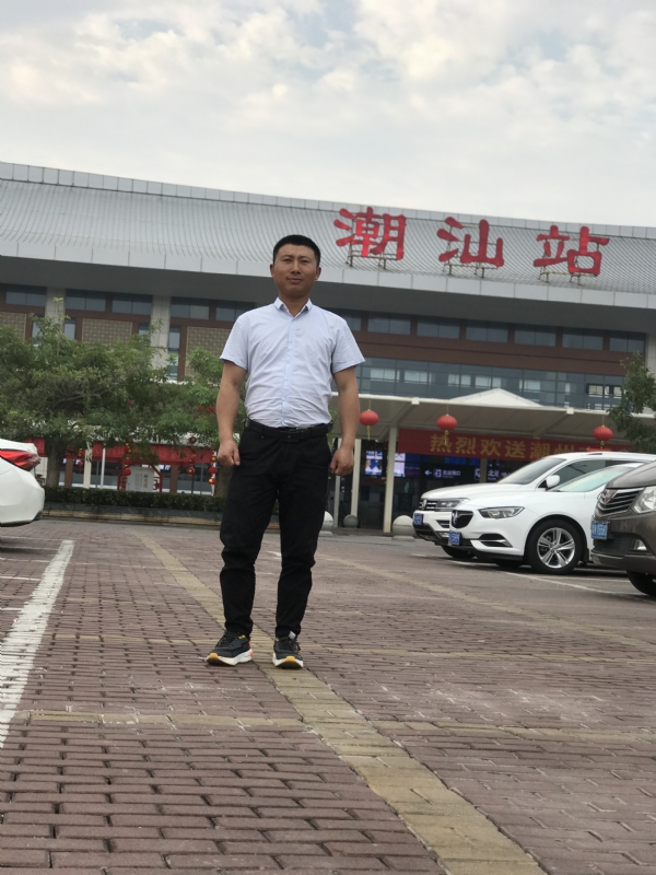 健华的第三张照片--六安相亲服务中心