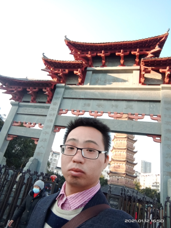 碧血丹心的第一张照片--六安相亲服务中心