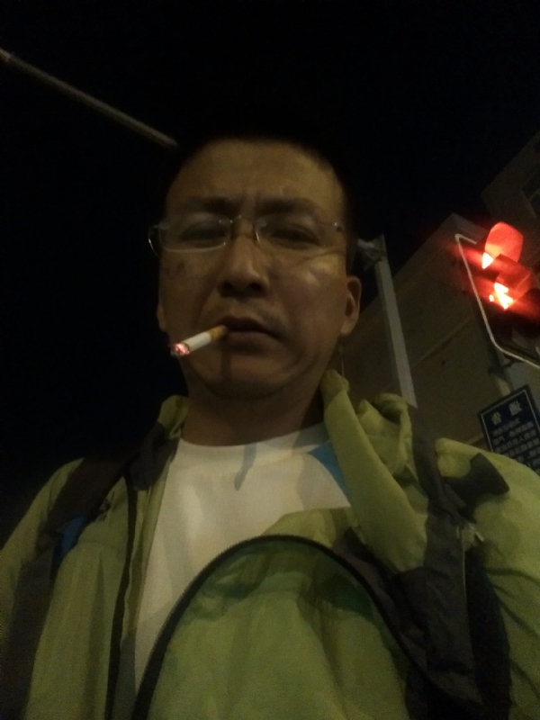 认真的生活的第一张照片--六安相亲服务中心