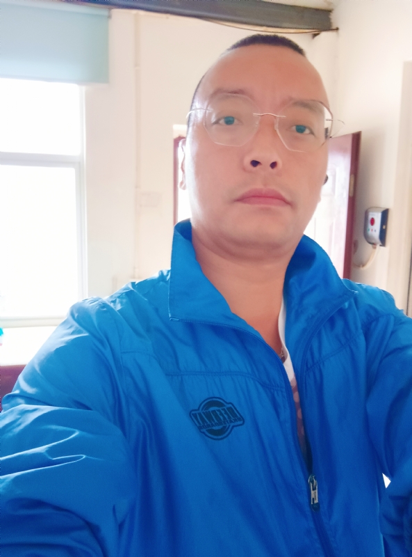 通海混混的第一张照片--六安相亲服务中心