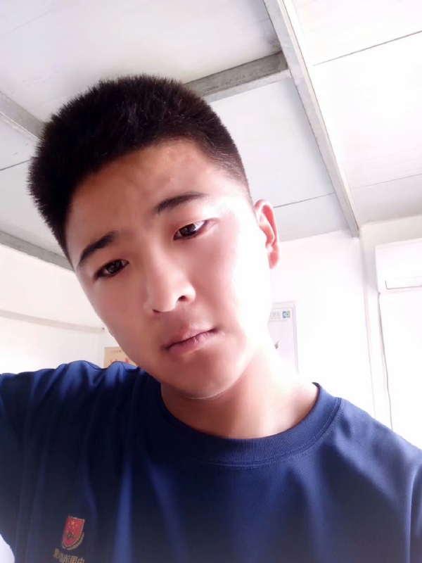 脸红相遇的第一张照片--六安相亲服务中心