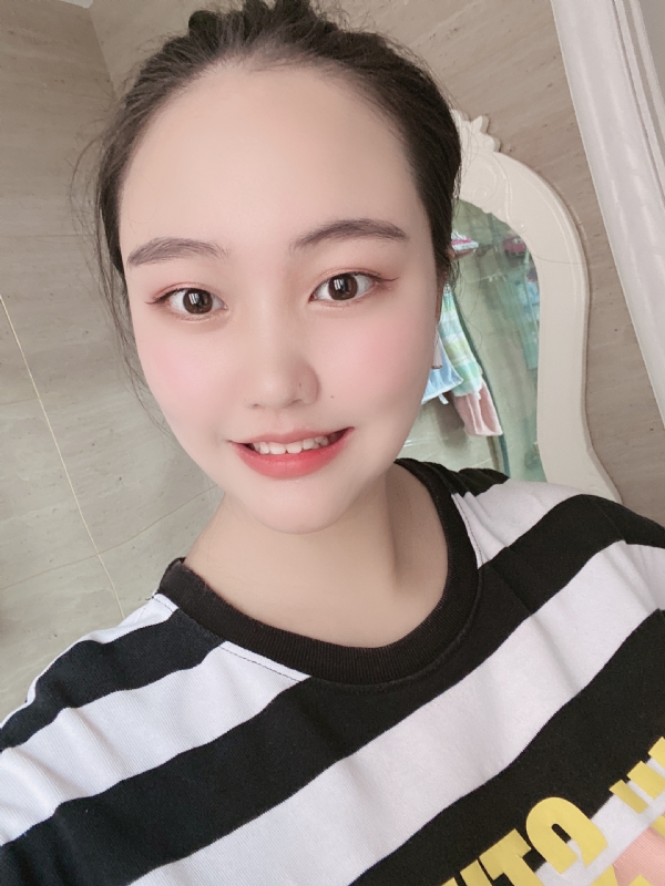 灵儿的第二张照片--六安相亲服务中心