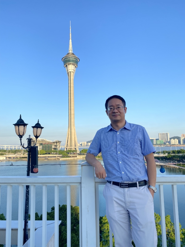 Yangyi的第三张照片--六安相亲服务中心