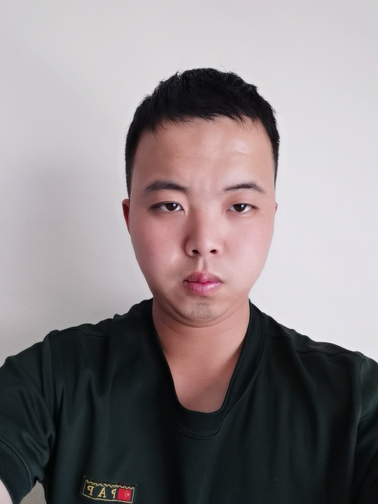 明月天涯的第一张照片--六安相亲服务中心