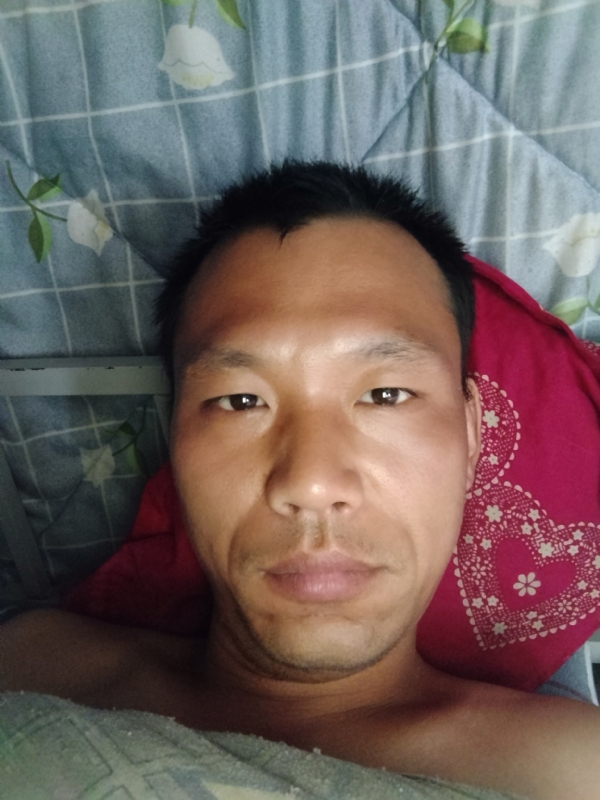 弘扬的第一张照片--六安相亲服务中心