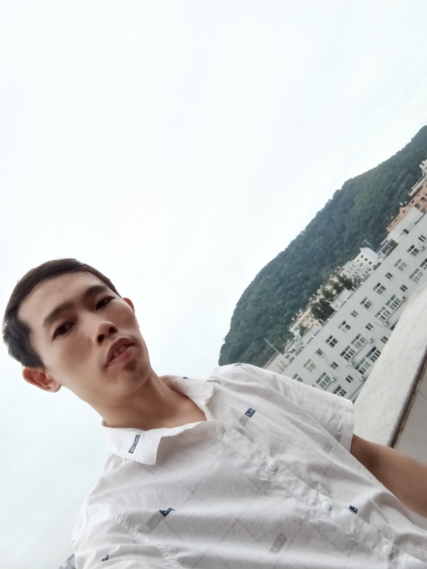 会飞的鱼的第一张照片--六安相亲服务中心