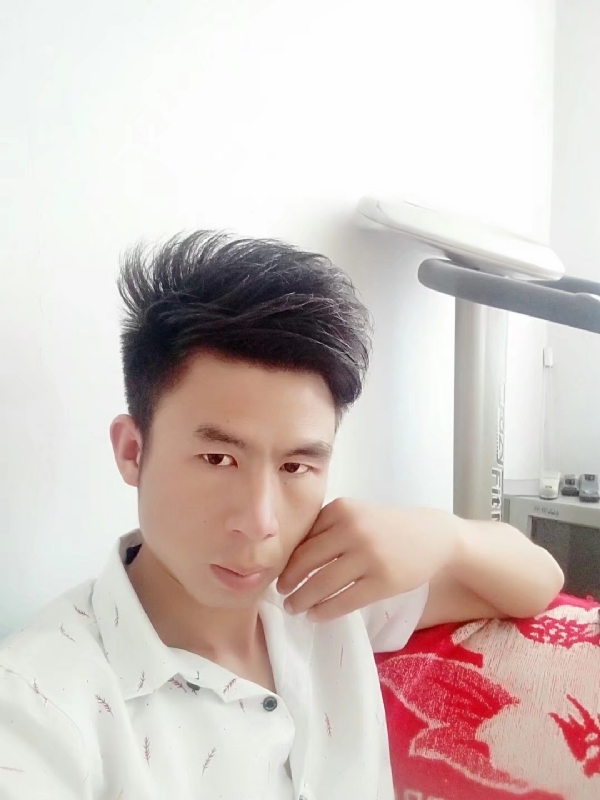 只得一人心的第二张照片--六安相亲服务中心