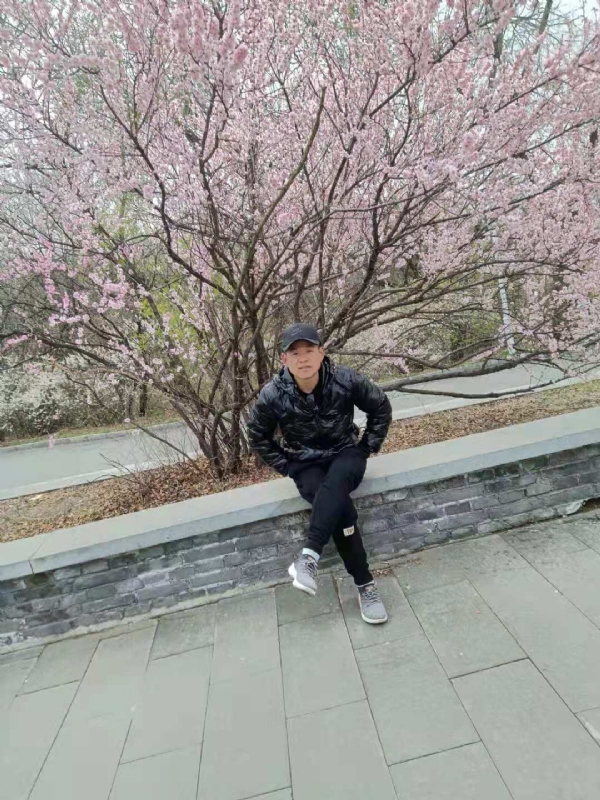 寻找幸福的第一张照片--六安相亲服务中心