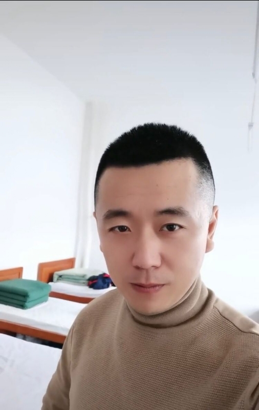 随风的第二张照片--六安相亲服务中心