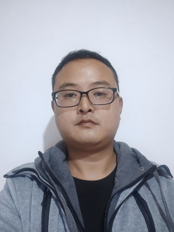 爱在一瞬间的第一张照片--六安相亲服务中心