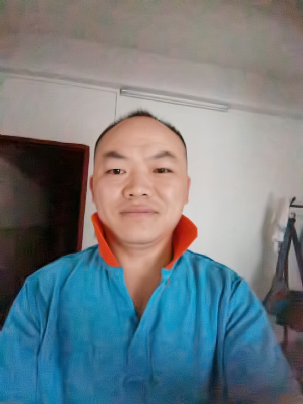 与子携老的第四张照片--六安相亲服务中心