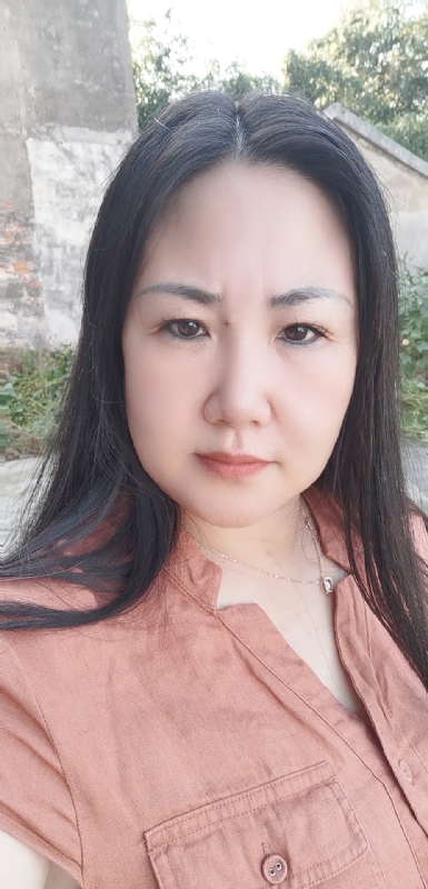 乖乖一女的第一张照片--六安相亲服务中心