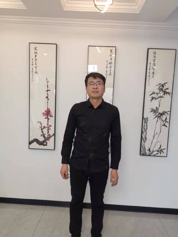 情义比天高的第一张照片--六安相亲服务中心
