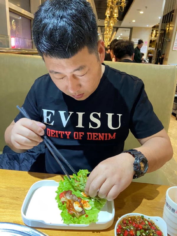 砒霜的第一张照片--六安相亲服务中心