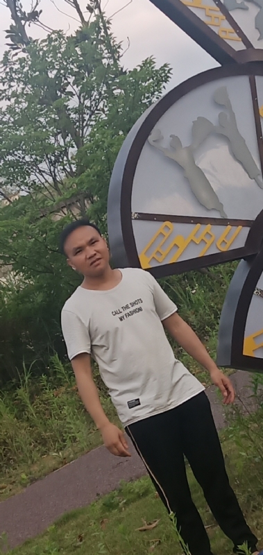 愉快的阳光的第一张照片--六安相亲服务中心