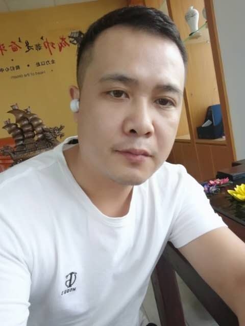 礼哥的第二张照片--六安相亲服务中心