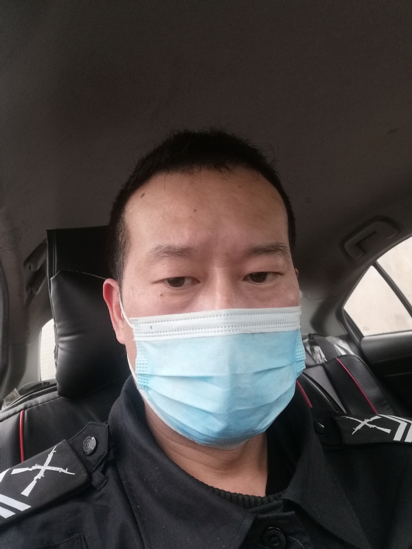 不会躲的刺猬的第一张照片--六安相亲服务中心