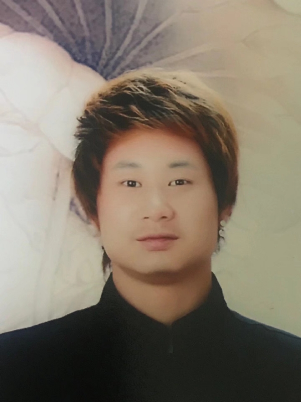 咮辛的第一张照片--六安相亲服务中心