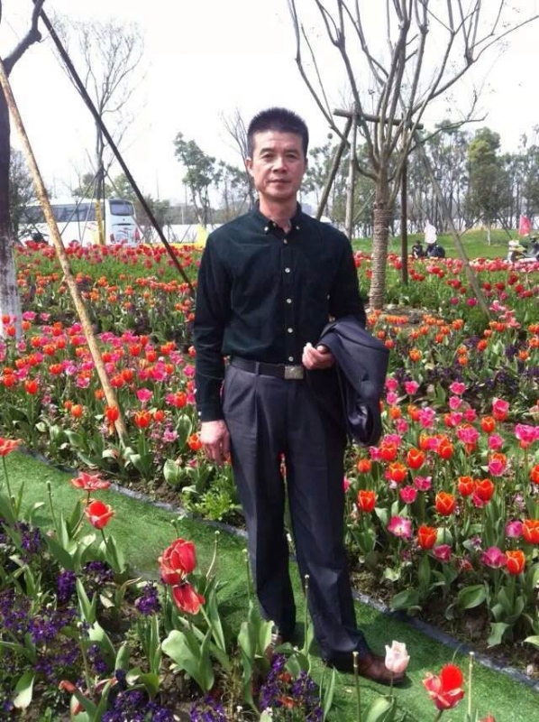 蓝天的第一张照片--六安相亲服务中心