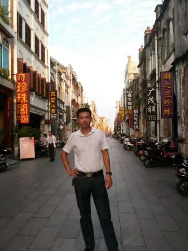 爱生活爱健康的第一张照片--六安相亲服务中心