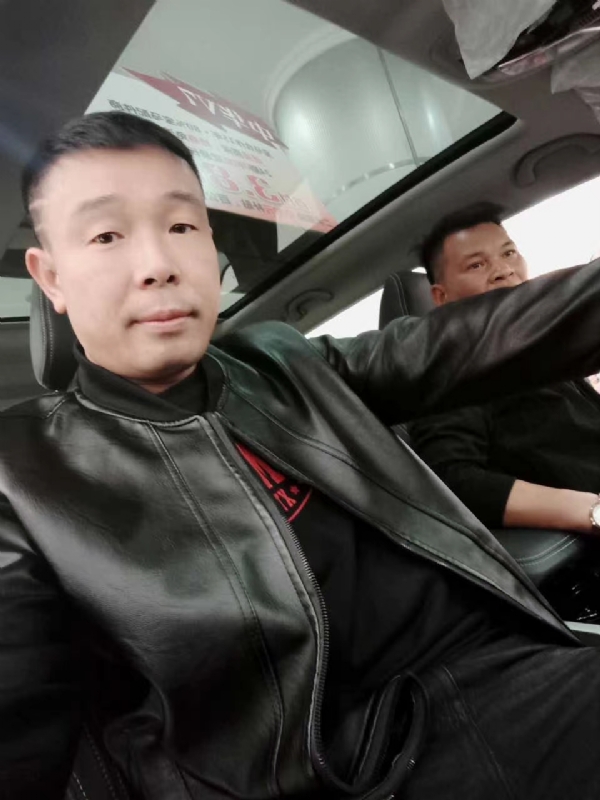 醉红尘的第一张照片--六安相亲服务中心