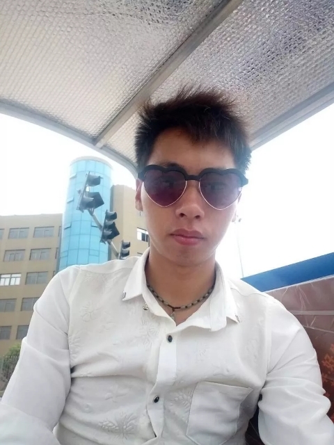 寻缘的第一张照片--六安相亲服务中心