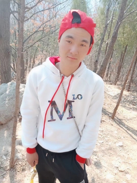 天赐人生的第一张照片--六安相亲服务中心