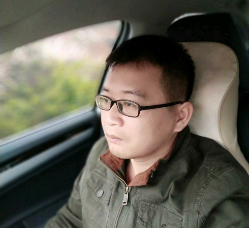 海风吹动你的心的第二张照片--六安相亲服务中心