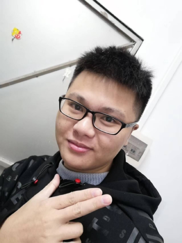 小小梦执的第一张照片--六安相亲服务中心