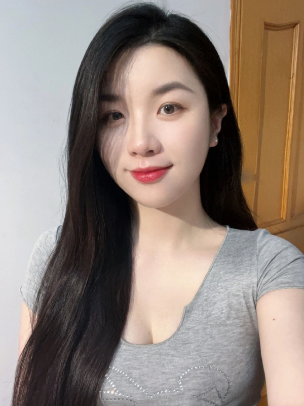 乔乔在寻爱的第一张照片--六安相亲服务中心