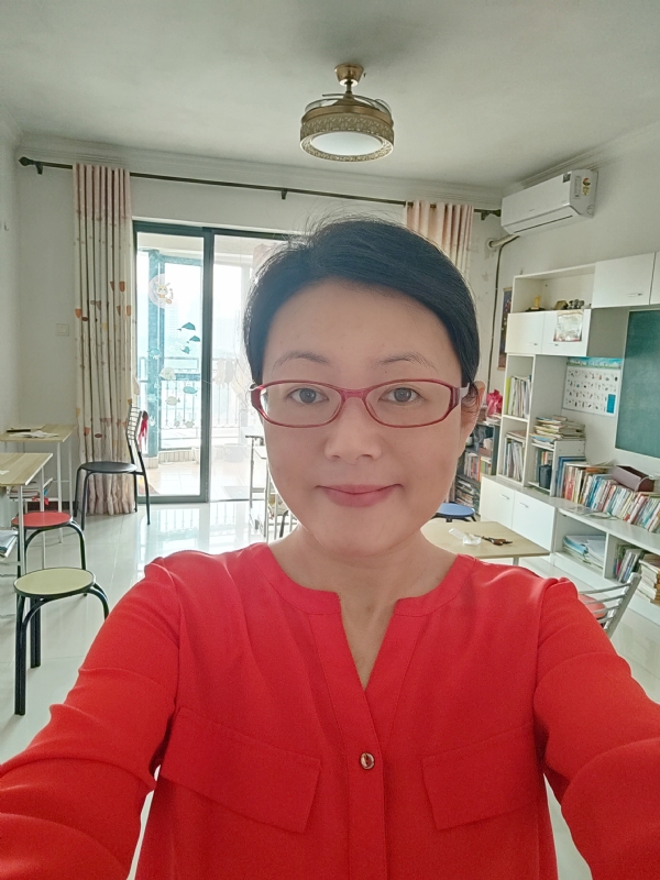 丽华的第二张照片--六安相亲服务中心
