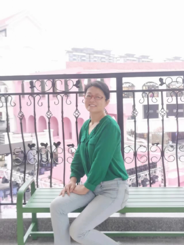 丽华的第三张照片--六安相亲服务中心