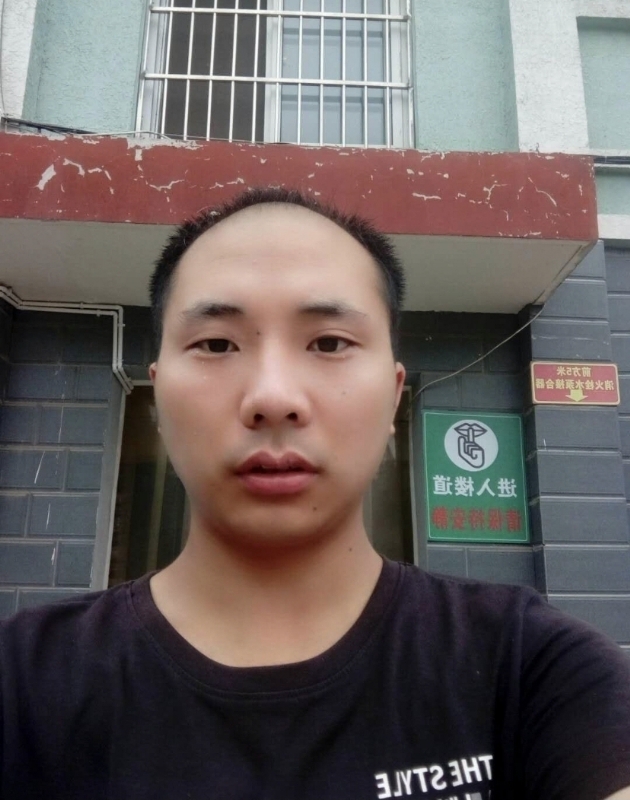 亮亮的第一张照片--六安相亲服务中心