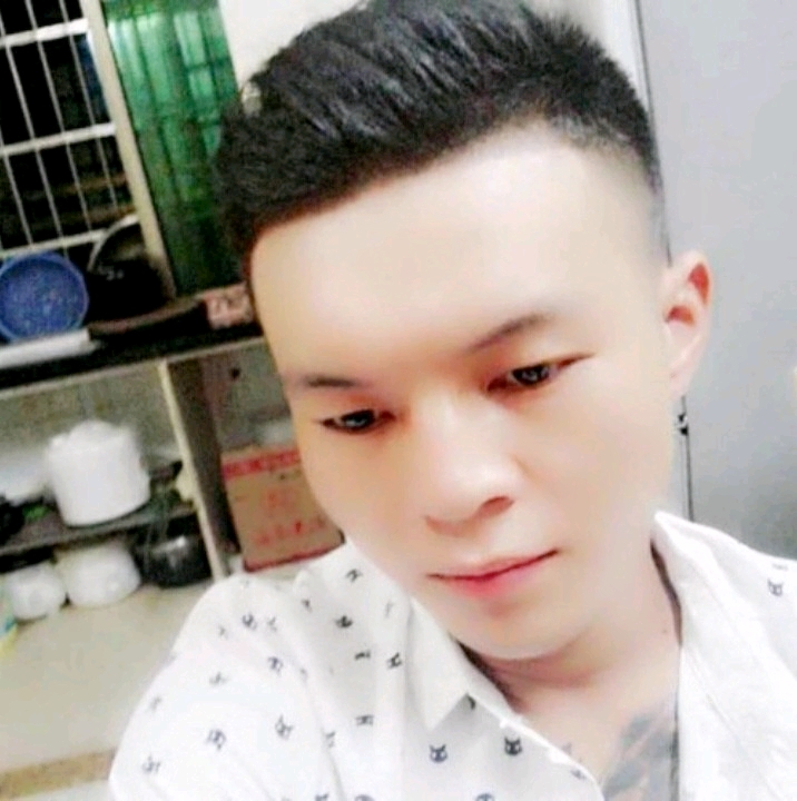 子龙的第一张照片--六安相亲服务中心