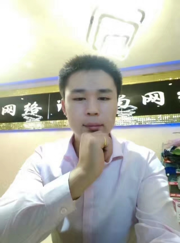 沉默寡言的第一张照片--六安相亲服务中心