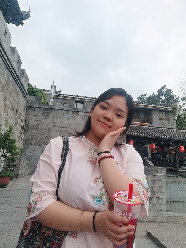 敏兮小沫的第三张照片--六安相亲服务中心