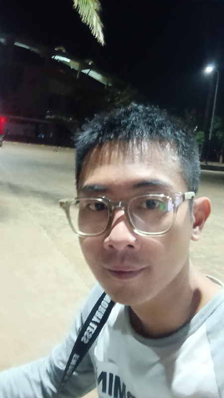 龙龙的第一张照片--六安相亲服务中心